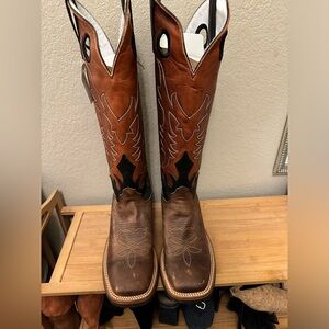 THE COWBOY COLLECTION brand new boots